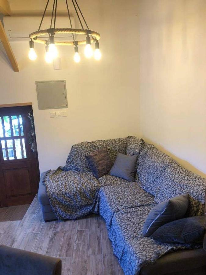 To Spiti Tou Faliari Platanistasa Exteriér fotografie